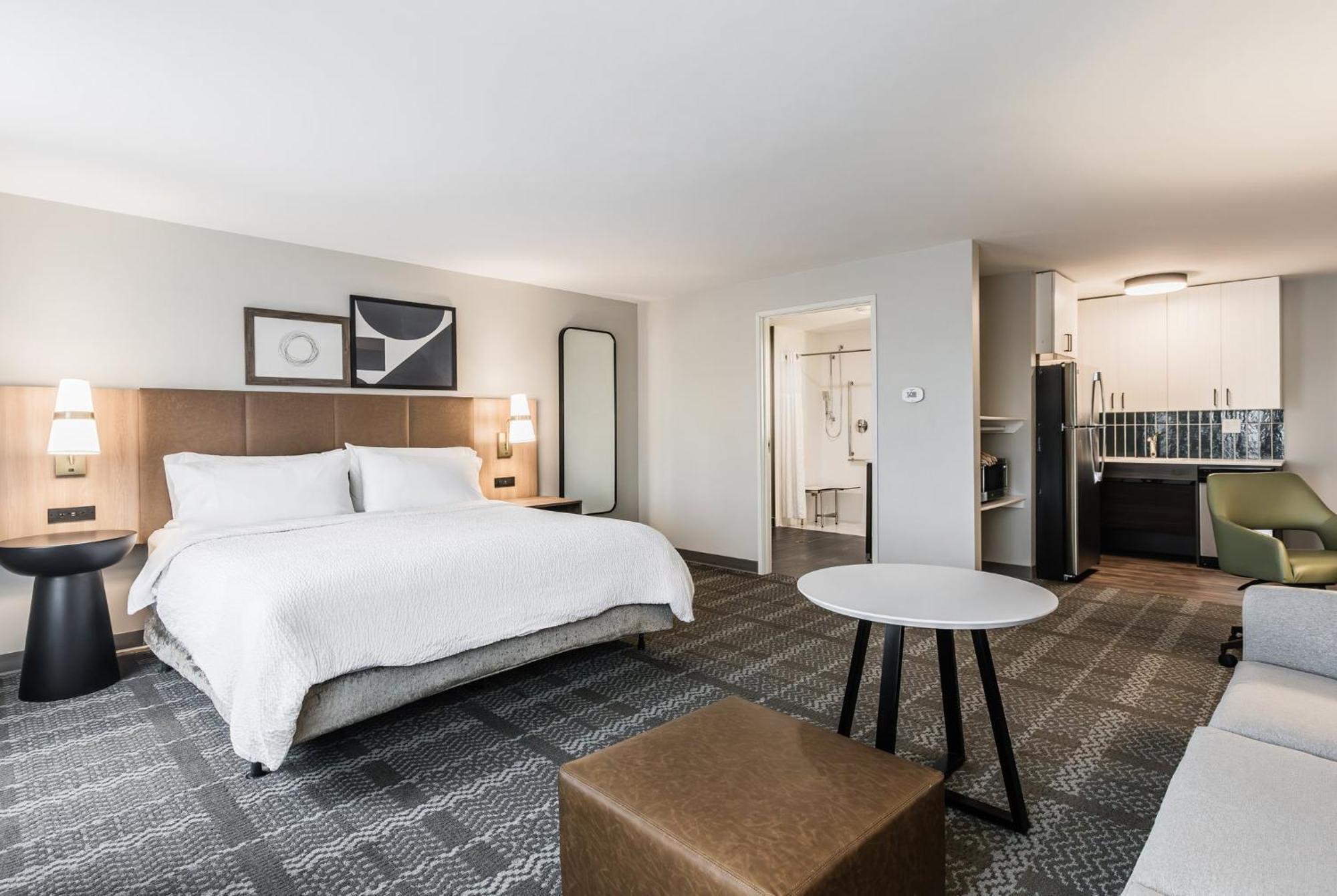 Staybridge Suites - Dawson Creek By Ihg Zewnętrze zdjęcie