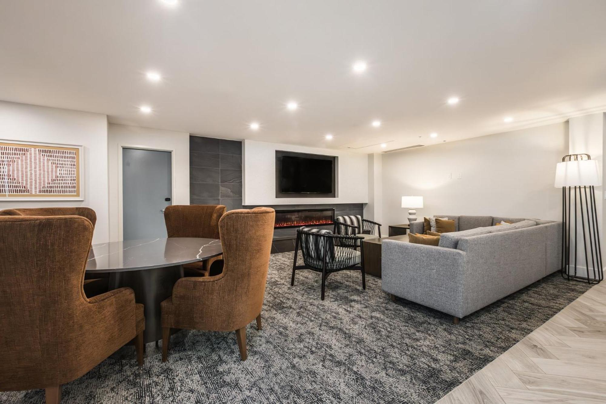 Staybridge Suites - Dawson Creek By Ihg Zewnętrze zdjęcie