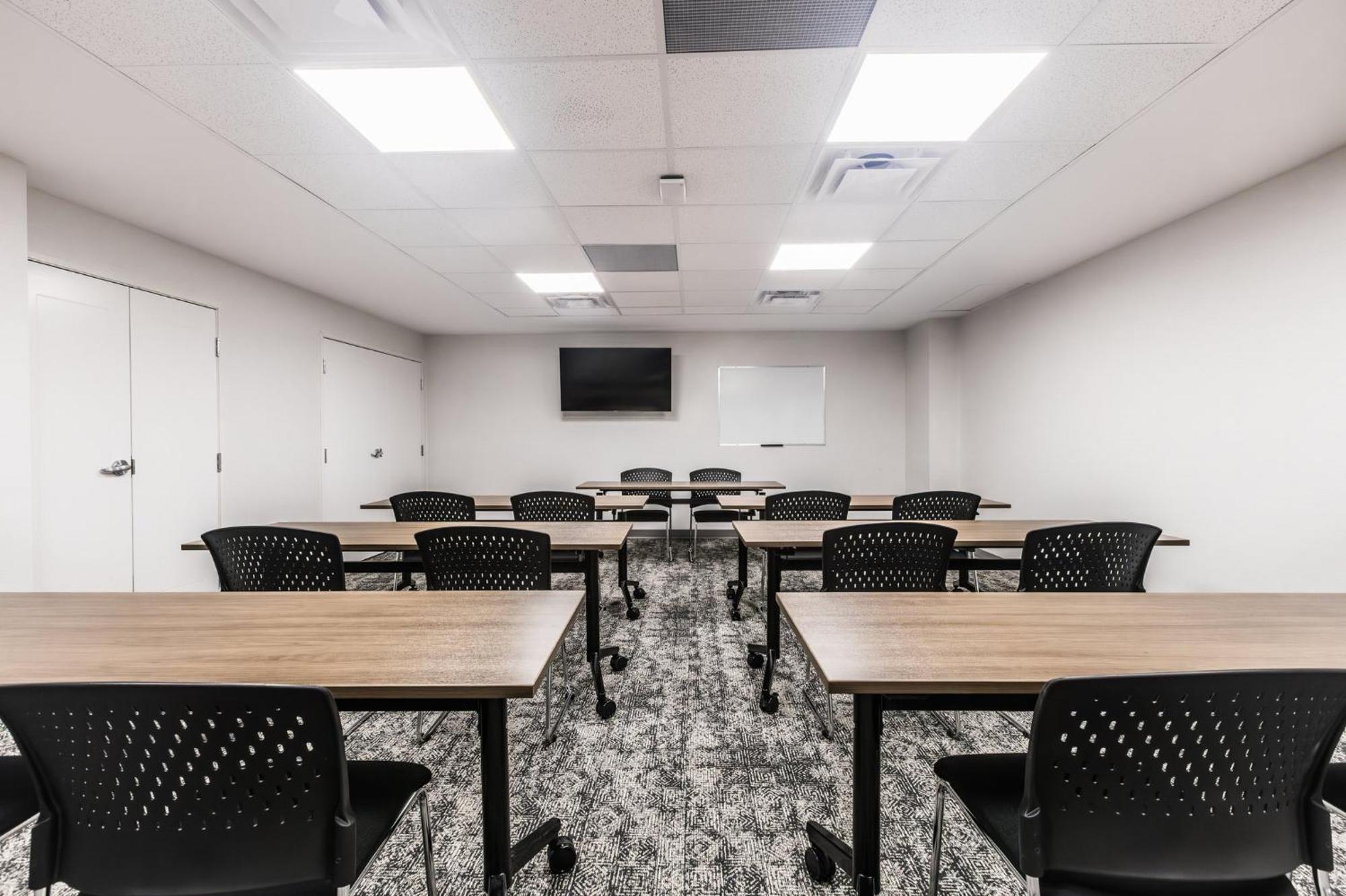Staybridge Suites - Dawson Creek By Ihg Zewnętrze zdjęcie