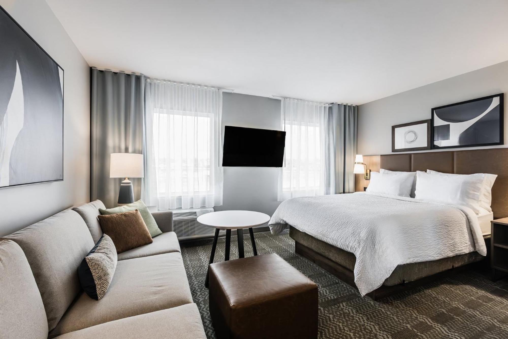 Staybridge Suites - Dawson Creek By Ihg Zewnętrze zdjęcie