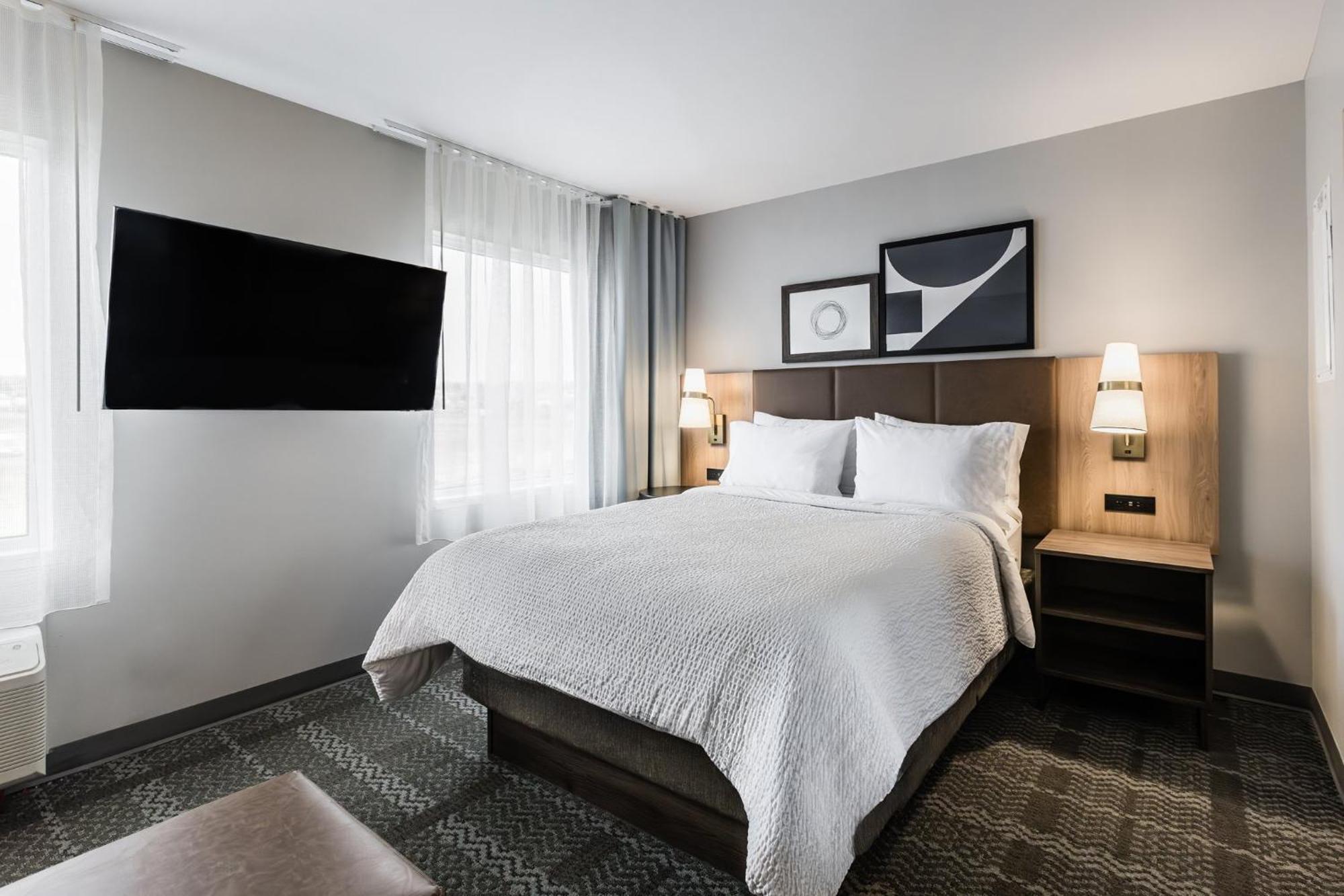 Staybridge Suites - Dawson Creek By Ihg Zewnętrze zdjęcie