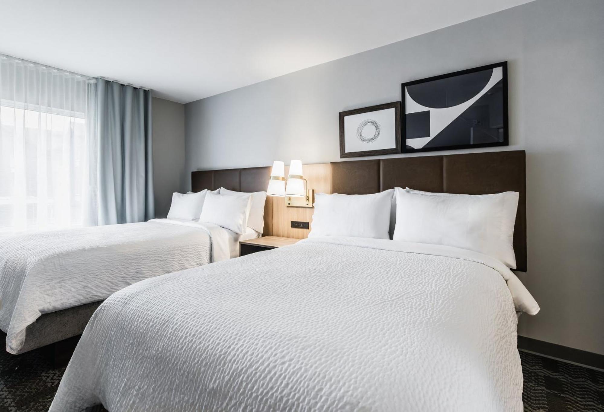 Staybridge Suites - Dawson Creek By Ihg Zewnętrze zdjęcie