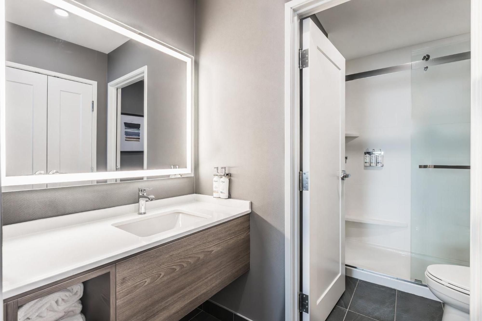 Staybridge Suites - Dawson Creek By Ihg Zewnętrze zdjęcie