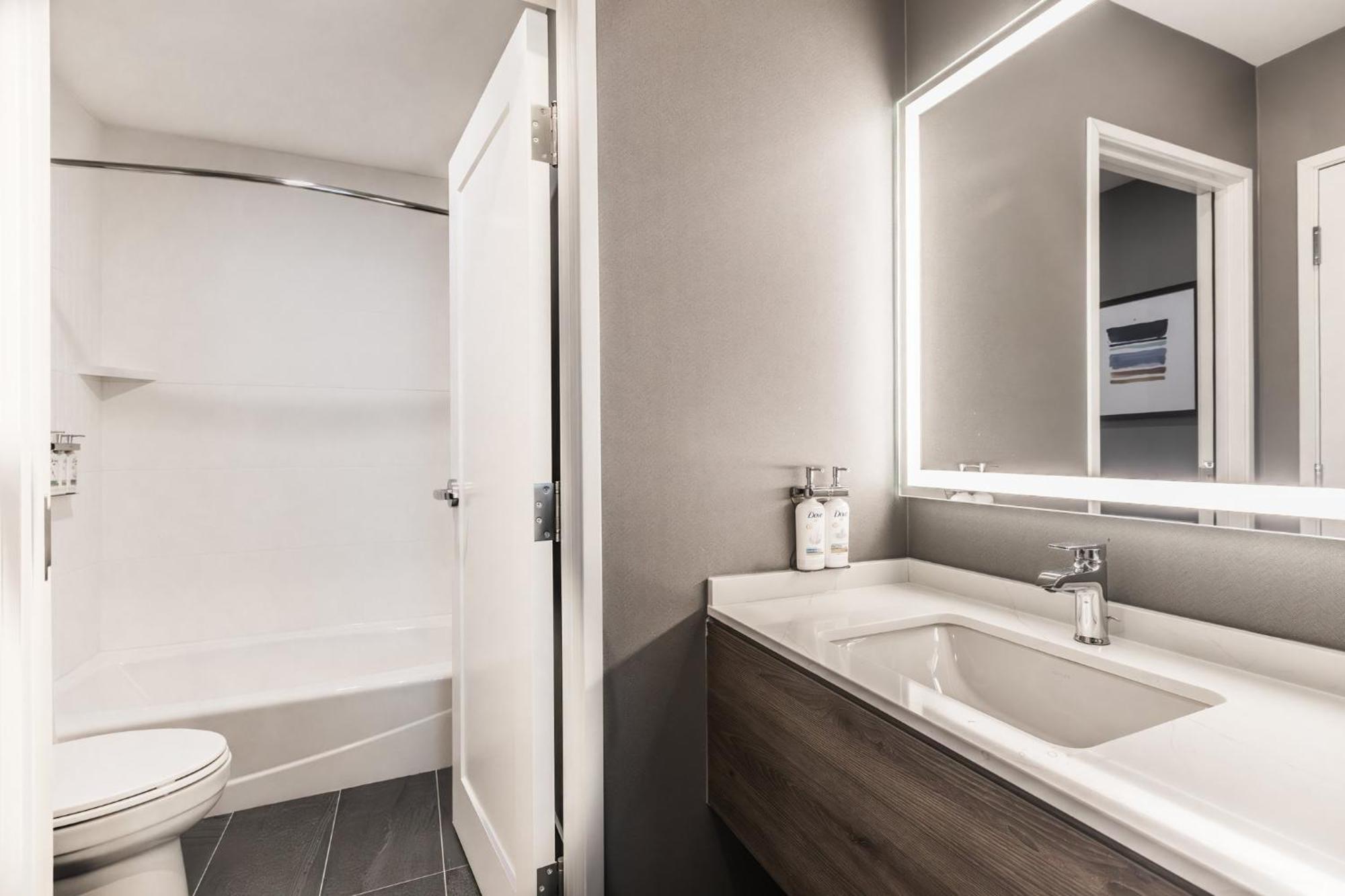 Staybridge Suites - Dawson Creek By Ihg Zewnętrze zdjęcie